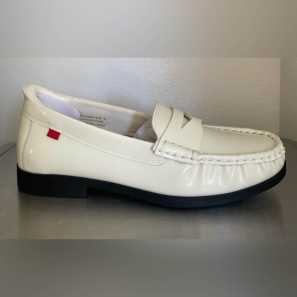 NWT...MARC JOSEPH..WOMENS PATENT LEATHER LOAFERS - Picture 4 of 12